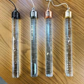 PENDENTE CRISTAL TUBO COMPRIDO 3 COR DE LED PRETO/DOURADO/ROSE/CROMADO